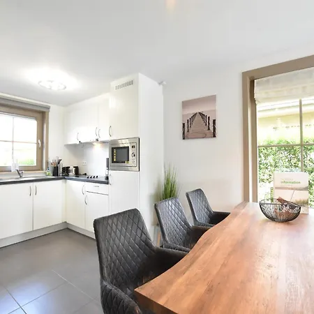Vakantiehuis Bright Family With Bikes, Cleaning Included
